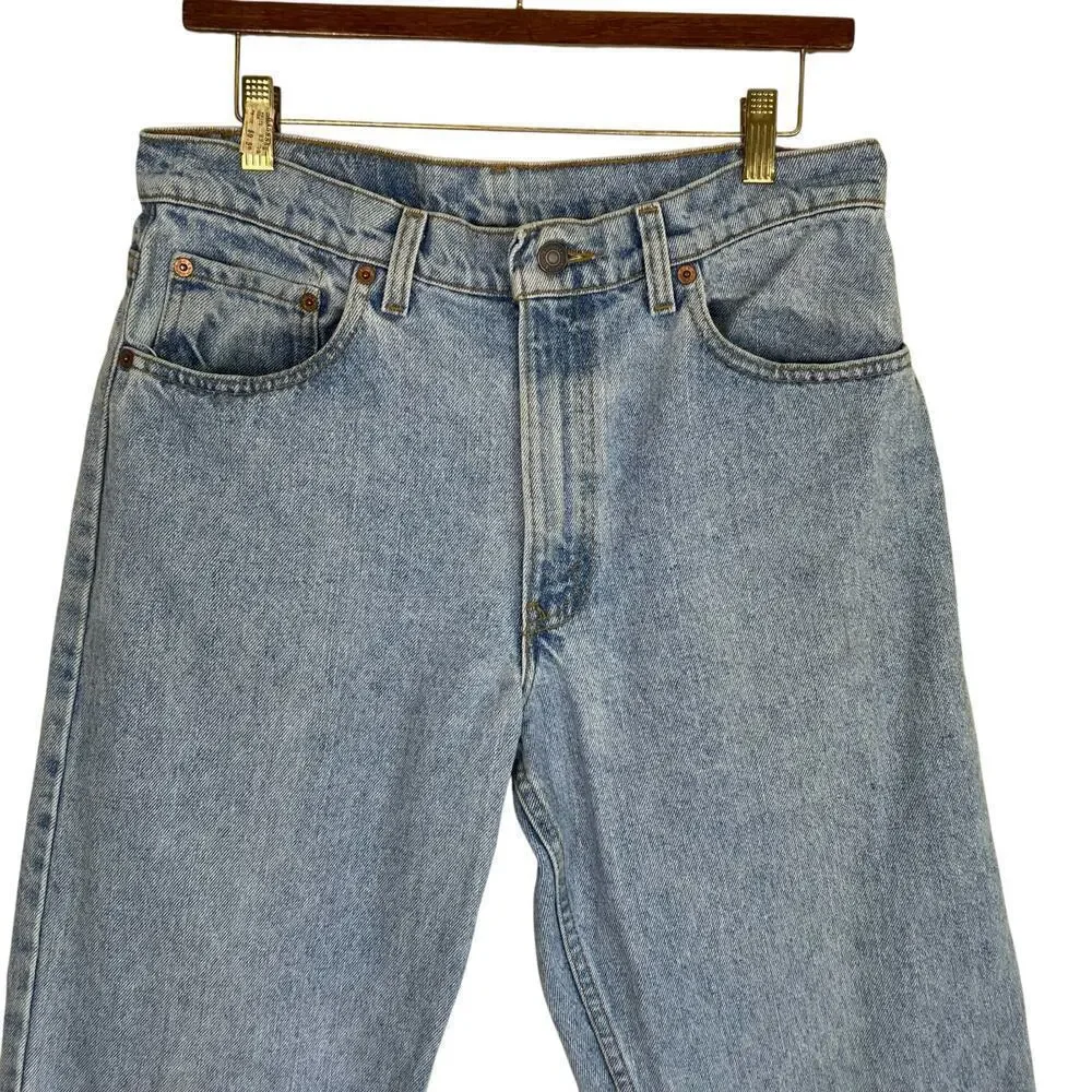 Vintage 90s Levi’s 550 Jeans Relaxed Fit Tapered Leg Light Wash Denim Casual